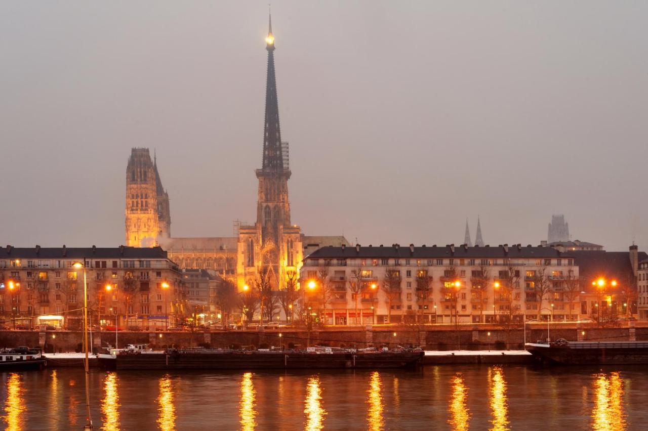 Kyriad Rouen Nord - Mont Saint Aignan エクステリア 写真